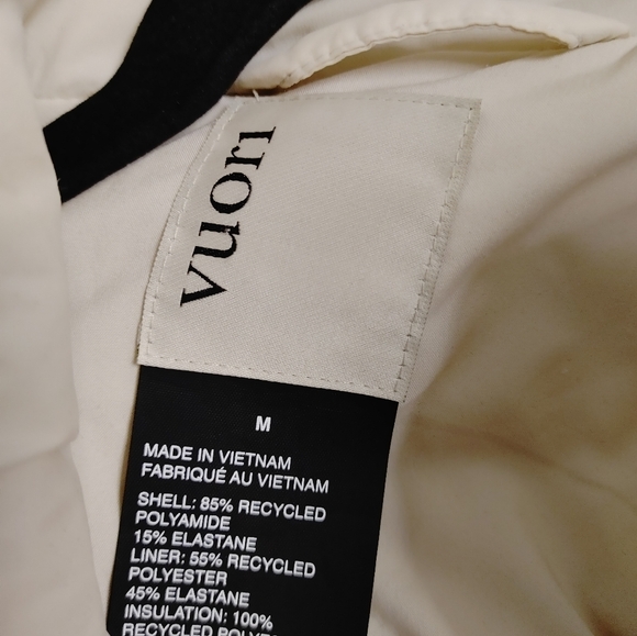 Vuori Women's Off-White Puffer Jacket - Picture 12 of 12